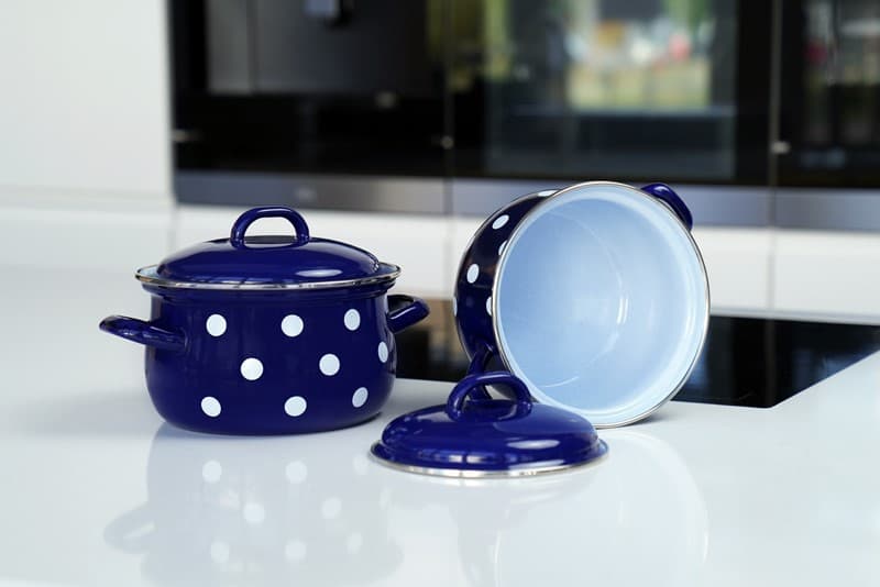 BELIS Smaltovaný rendlík s poklicí ø 16 cm - 1,4 l - PUNTÍK modrý - 52216-160DAE05 - náhled 4